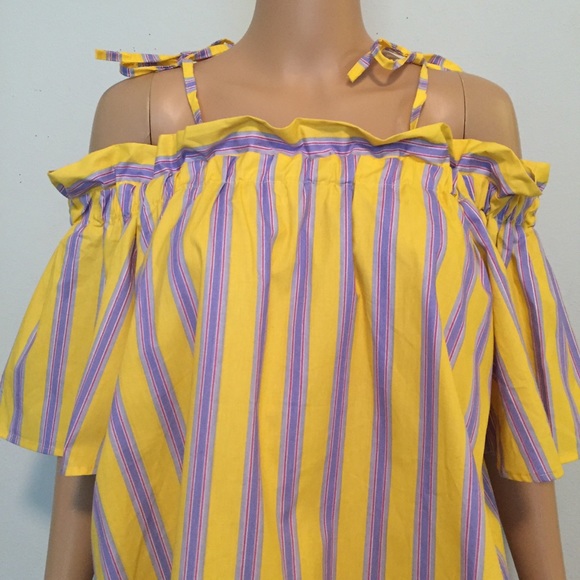 Chicwish Cold Shoulder Top - Picture 6 of 16